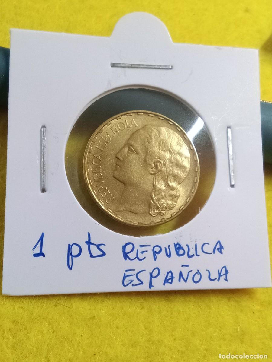 Monedas Franco: monedas espa&ntilde;olas y extranjeras. Variadas