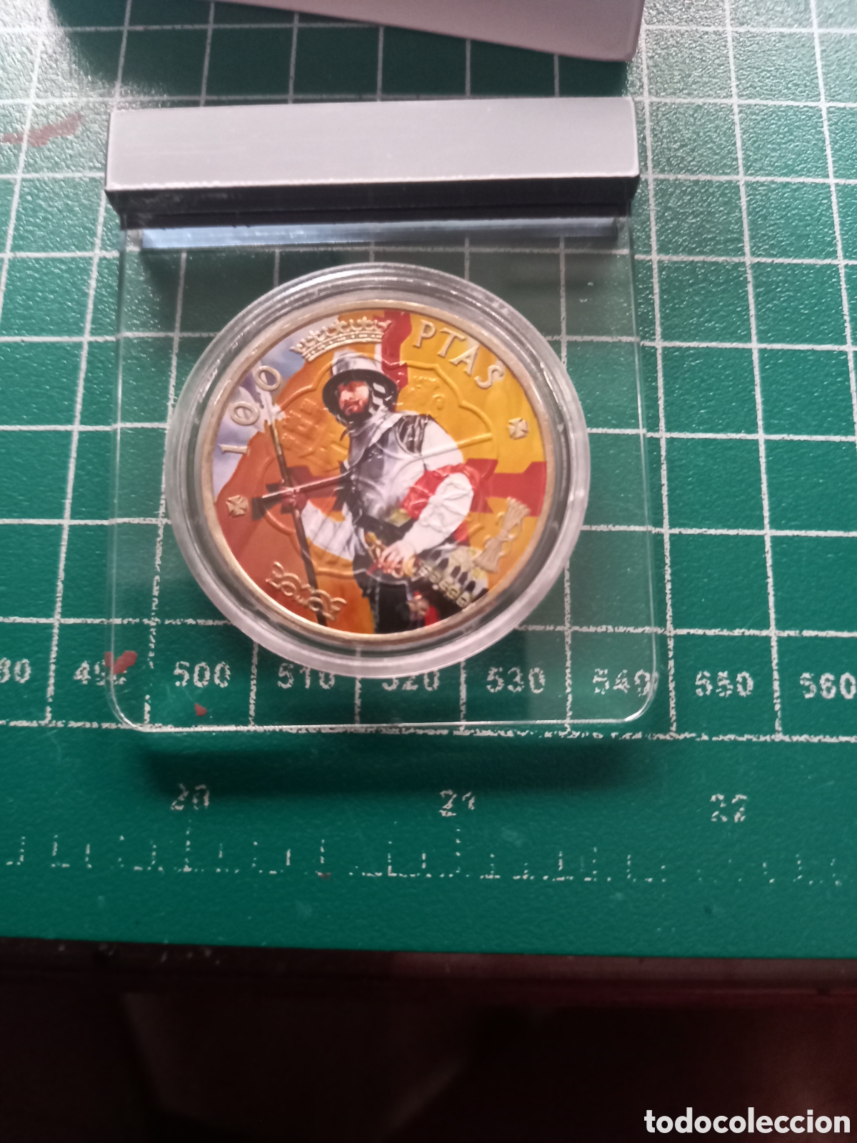 Monedas Franco: Moneda conmemorativa de colecci&oacute;n de 1966 coloreada