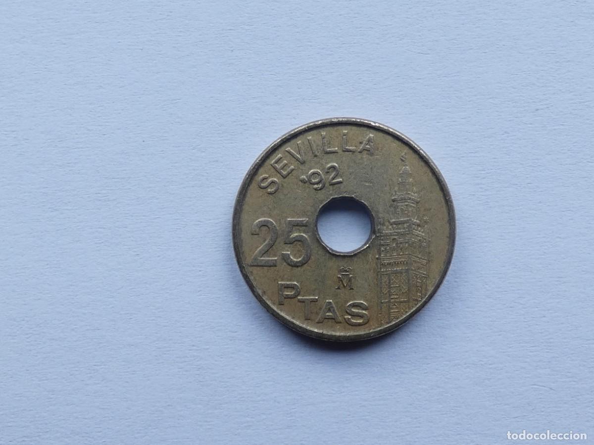 Monedas Franco: lote de 3 monedas de 25 pesetas. Espa&ntilde;a. 1992