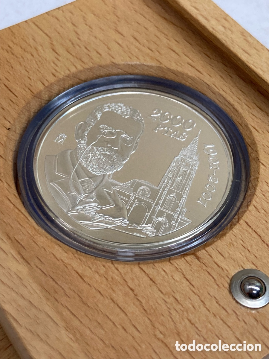 Monedas Franco: Moneda de plata de 2000 pesetas del a&ntilde;o 2001 sin circular