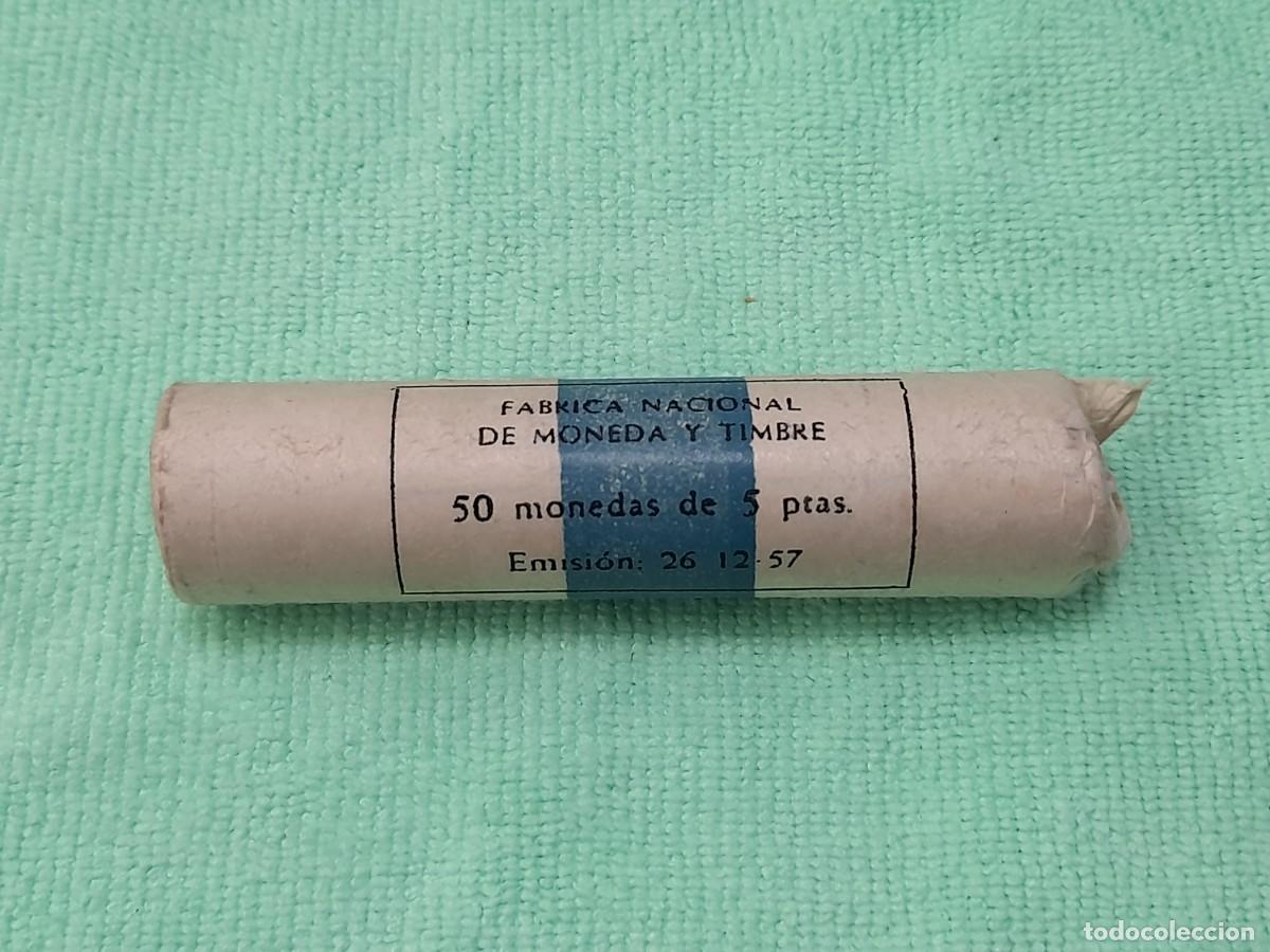 Monedas Franco: Cartucho con 50 monedas de 5 Pesetas 1957*67