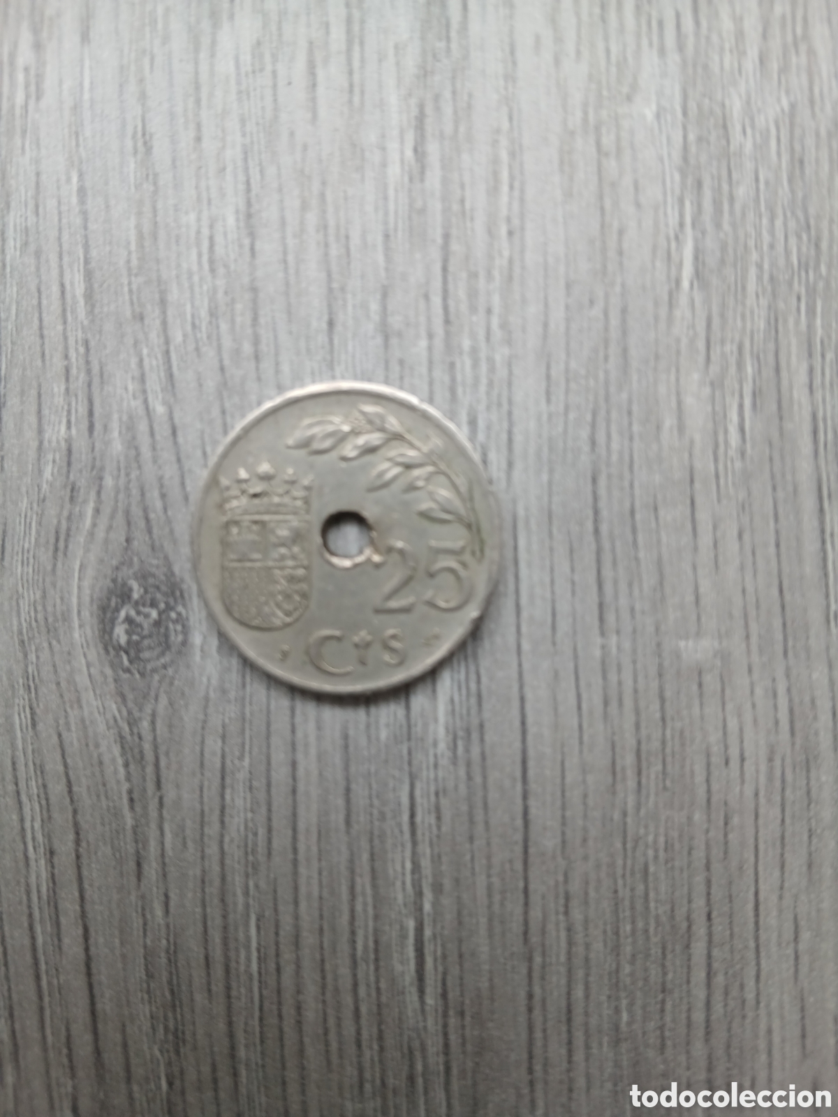 Monedas Franco: Moneda de la guerra civil. - Foto 2