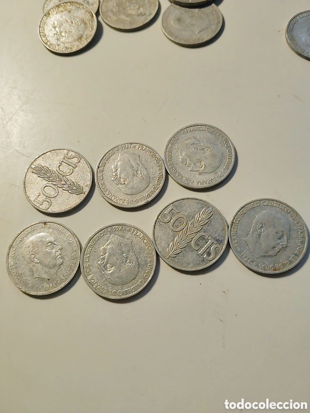 Monedas Franco: Lote de 50 monedas de 50 c&eacute;ntimos a&ntilde;o 1966. Muy buen estado.