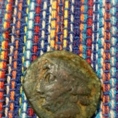 Monedas Grecia Antigua: BRONCE 18 MM. GRIFO ALADO Y PERSONAJE PORTANDO PETASO O PETASUS ABDERA?. Lote 276316533
