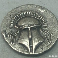 Monedas Grecia Antigua: RÉPLICA MONEDA 450 - 350 A.C. DIÓBOLO. MESEMBRIA, TRACIA, GRECIA. CASCO CORINTIA. RUEDA META. RARA.. Lote 283358378