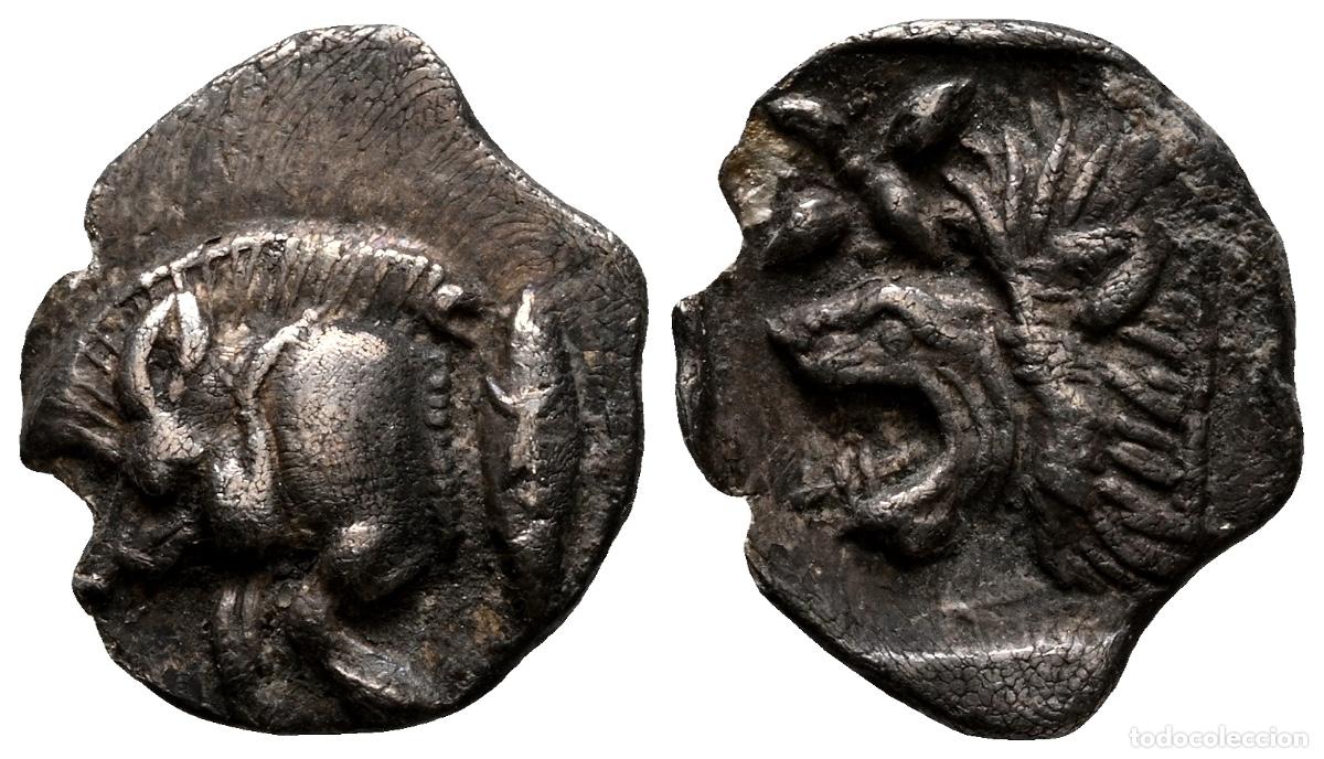 Monedas Grecia Antigua: Moneda Grecia Obolo Misia. Jabali y le&oacute;n. 400-450 a.C. Con ficha de subasta