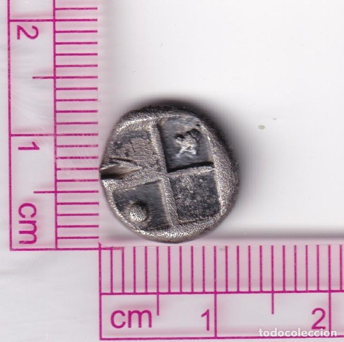 Monedas Grecia antigua: CRF2141 HEMIDRACMA CHERSONESOS LE&Oacute;N CUADRADO INCUSO PUNTO UVAS 350-300 A.C