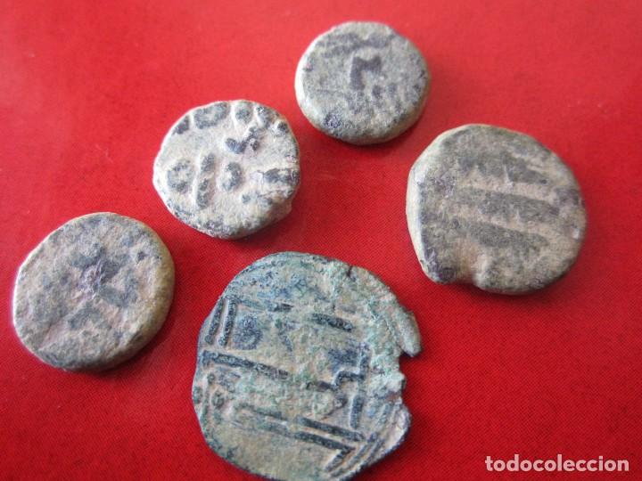 Monedas Hispano &aacute;rabes: Lote de 5 feluses Hispano&aacute;rabes - Foto 1