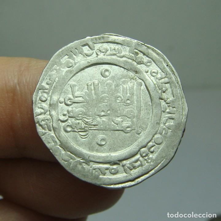 Monedas Hispano &aacute;rabes: Dirham de Plata. Califato. Al-Hakem II. - Foto 2