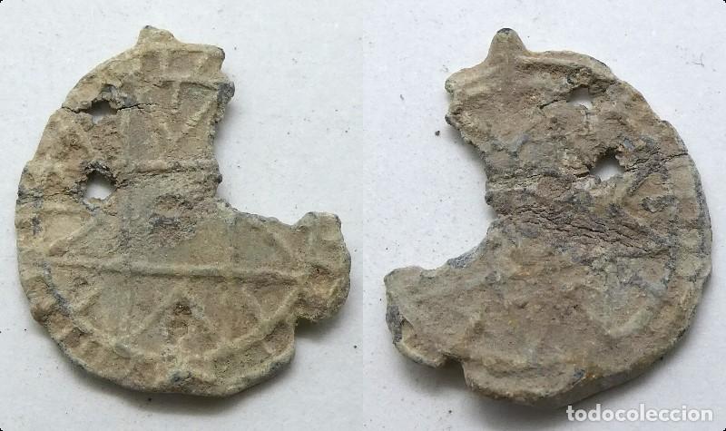 Monedas Hispano &aacute;rabes: AMULETO HISPANO &Aacute;RABE DE PLOMO - Foto 1