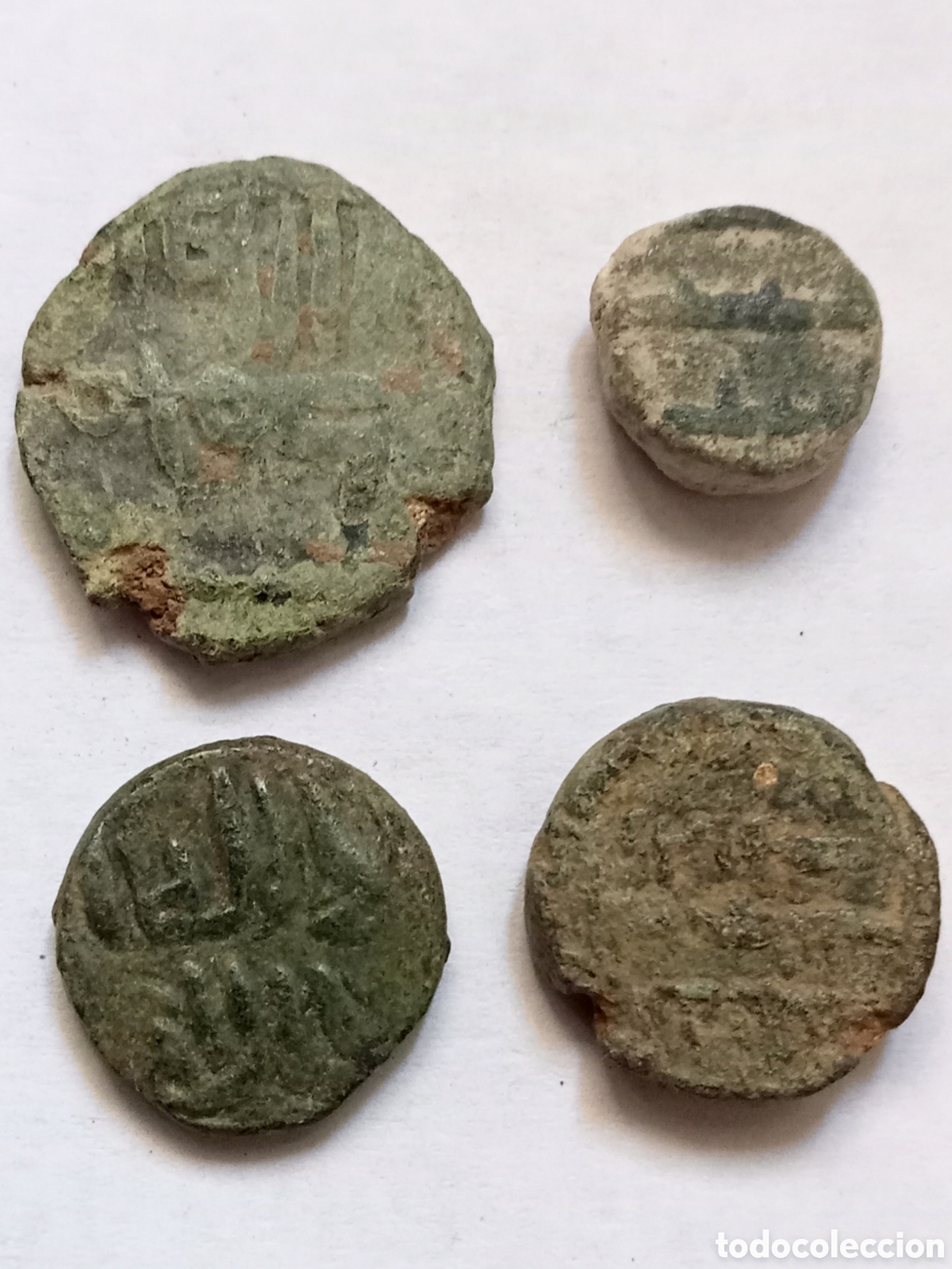 Monedas hispano &aacute;rabes: 4 FELUS HISPANO ARABES -SIGLOS VIII-X - AL-ANDALUS