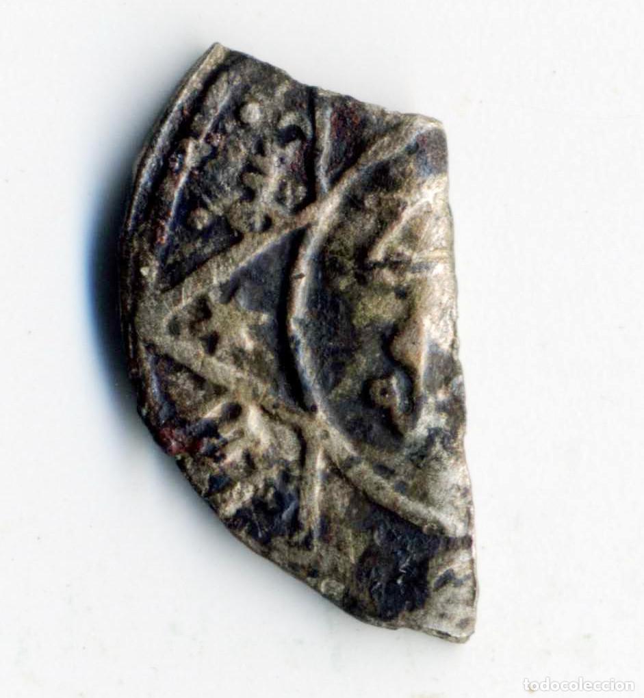Monete ispanoarabe: XS- TAIFAS LLEIDA Fragment de Dirham Yusuf ibn Hud 1049-1061 dC