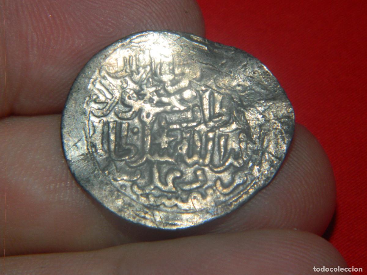 Monedas Hispano &aacute;rabes: Preciosa Moneda Dirham Arabe de plata a identificar con peso de 2 gramos.