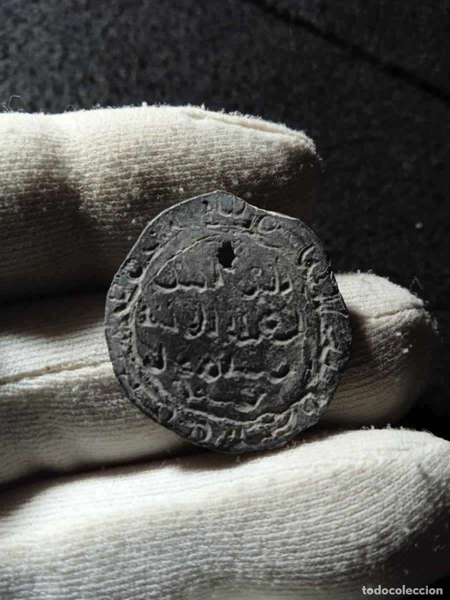 Monedas Hispano &aacute;rabes: Curioso plomo hispanoarabe a identificar - Foto 1