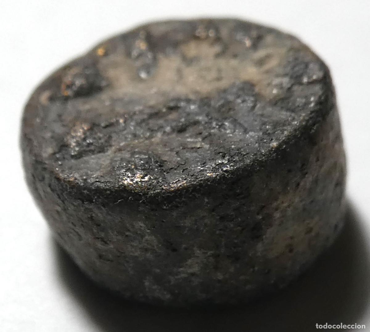 Monedas Hispano &aacute;rabes: Ponderal hispano arabe a identificar ,pesa 2,80 gr. - Foto 2
