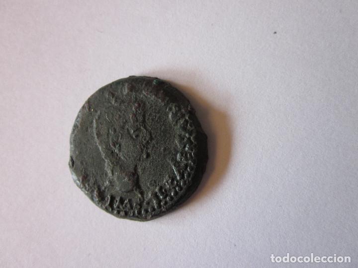 Monedas ib&eacute;ricas: As de It&aacute;lica. Tiberio. Ara. - Foto 1