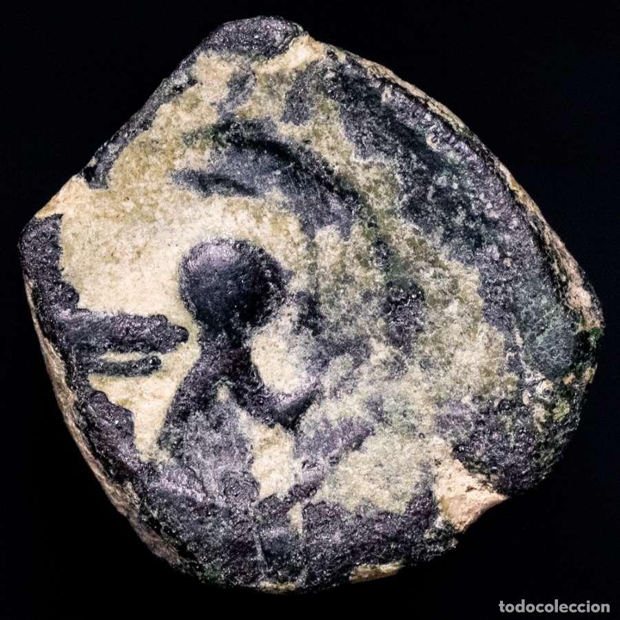 Monedas ib&eacute;ricas: Cartagineses, Hispania, 1/4 calco de bronce. 215-210 a.C. Tanit
