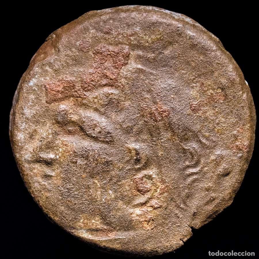 Monedas ib&eacute;ricas: Gades (actual C&aacute;diz) 200-100 a.C. As de bronce - H&eacute;rcules / 2 Atunes