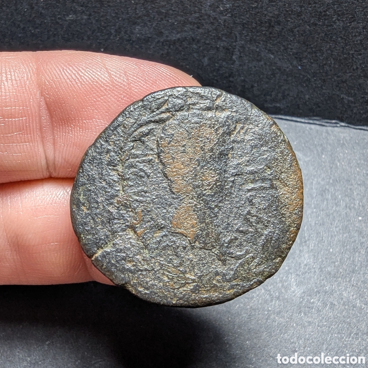 Monedas ib&eacute;ricas: As hispano-romano Celsa 27 a.C.-14 d.C. Augusto - Foto 2