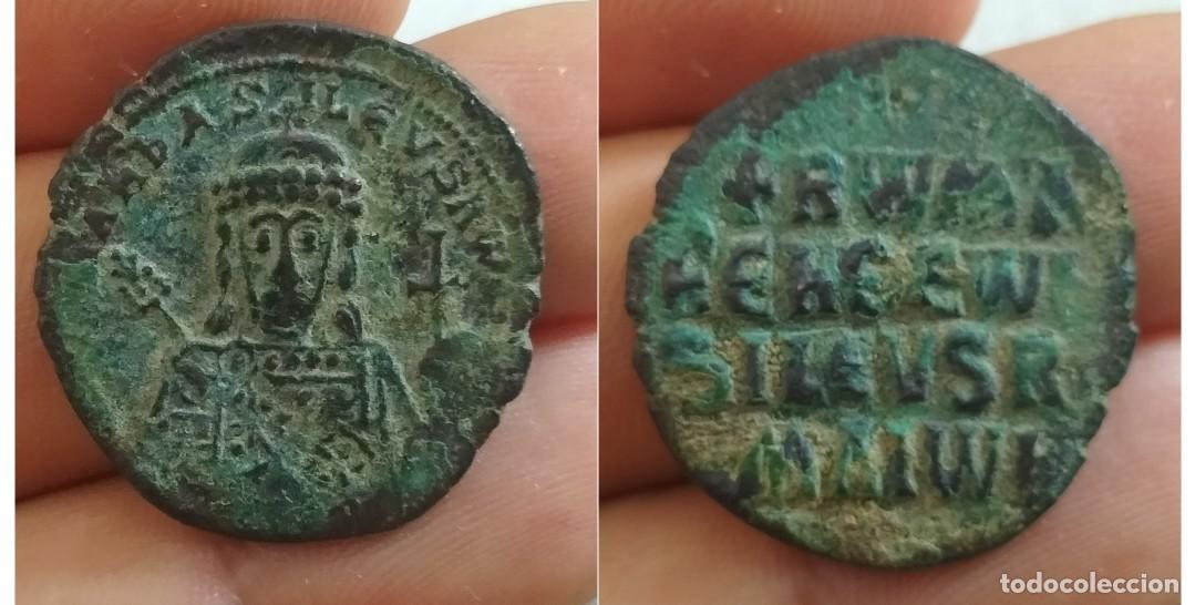Monedas Imperio bizantino: CONSTANTINO VII Porphyrogenitus y ROMANO I. Follis. . 913-959 d.C. Constantinopla