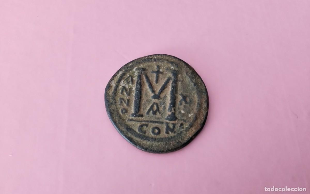 Monedas Imperio bizantino: FOLLIS 40 NUMMI CECA CONSTANTINOPLA PESO 19,8 GR. DIAMETRO APROX 38 m/m A&Ntilde;O 538 D.C.