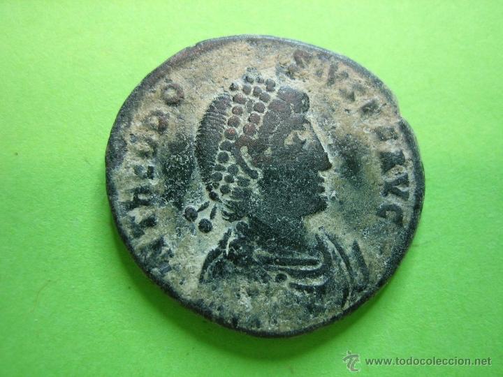 Monedas Imperio Romano: 1 Roman Coin. Moneda de Bajo Imperio