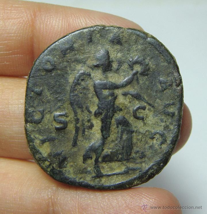 Monedas Imperio romano: Sestercio Philippus. VICTORIA AVG - Foto 2