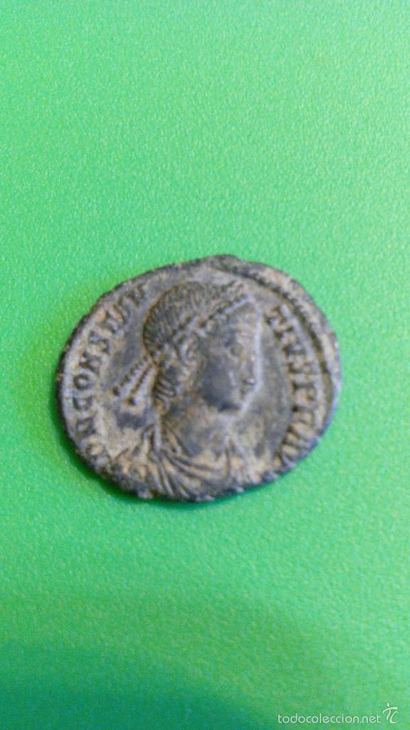 Monedas Imperio romano: CONSTANCIO II, ROMA AE-19 - Foto 1