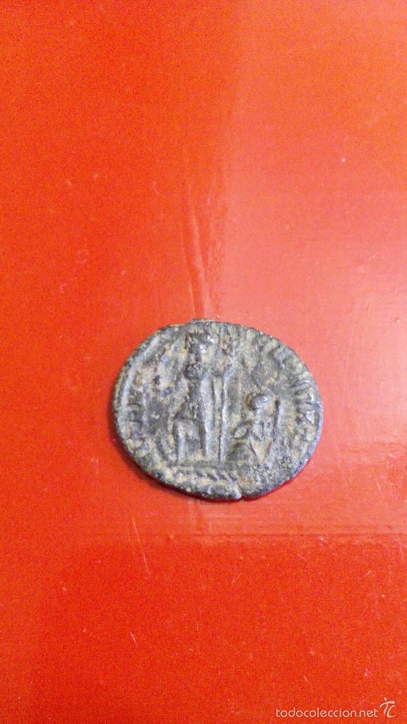 Monedas Imperio romano: CONSTANCIO II, ROMA AE-19 - Foto 4