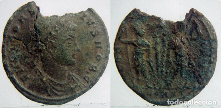 Monedas Imperio romano: Moneda Romana del emperador Constancio - Foto 1