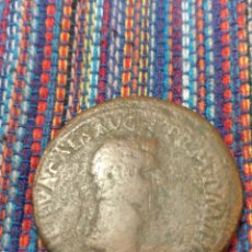 Monedas Imperio Romano: RARO SESTERCIO DE NERVA (96-98 DC) REVERSO: MANOS ENTRELAZADAS