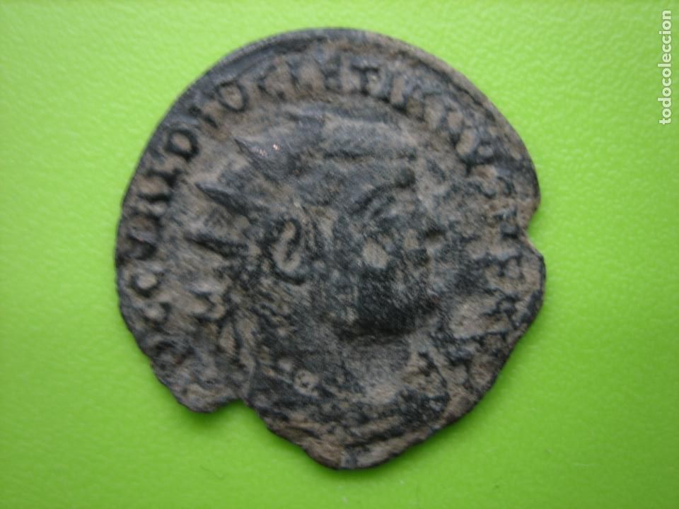 Monedas Imperio romano: 4. Moneda Romana de Bajo imperio. A clasificar - Foto 1