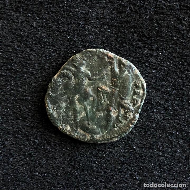 Monedas Imperio romano: MONEDA CONSTANCIO II. IMPERIO ROMANO. - Foto 2