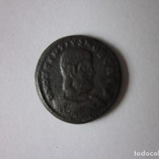 Monedas Imperio Romano: CENTENIONAL DE DECENCIO. VICTORIAS. LUGDUNUM.