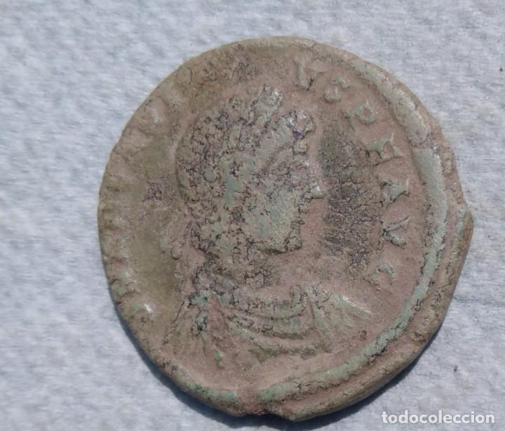 Monete Impero Romano: moneda bronce honorio bonita patina pieza original