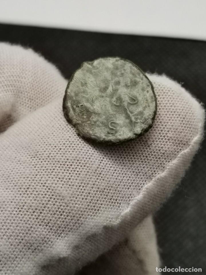 Monedas Imperio romano: Antoniniano de bronce a catalogar. - Foto 4