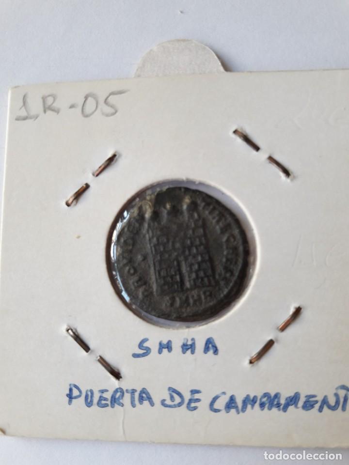 Monedas Imperio Romano: CONSTANTINO II FOLLIS PUERTA DE CAMPAMENTO EXCELENTE - Foto 2 - 300209638