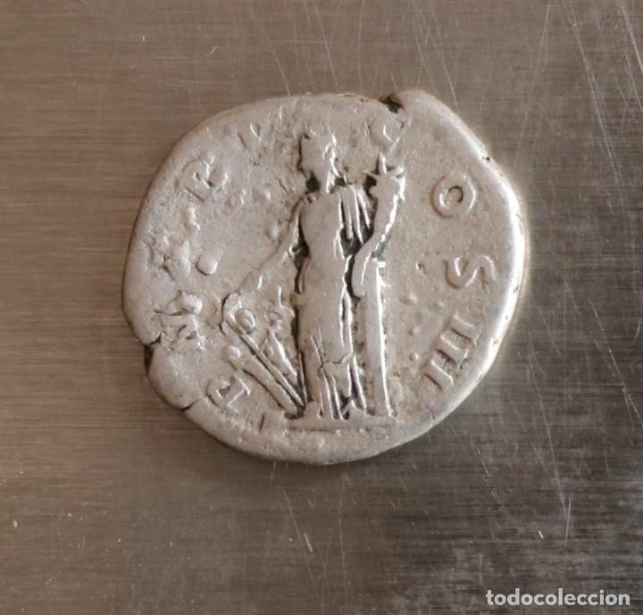 Monedas Imperio Romano: DENARIO DE PLATA. ADRIANO 121 D.C. - Foto 2 - 300408383