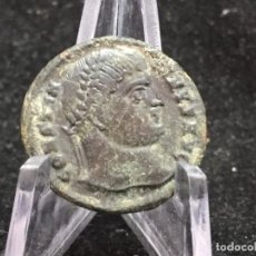 Monedas Imperio Romano: MONEDA ROMANA ANTIGUA CONSTANTINO MAGNO, BAJO IMPERIO, REVERSO CAMPAMENTO. FOLLIS
