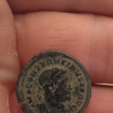 Monedas Imperio Romano: FOLLIS NUMUN DE CONSTANCIO CLORO N”121