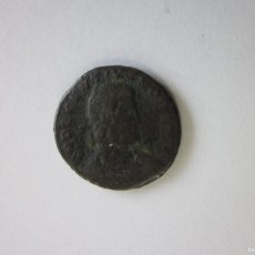 Monedas Imperio Romano: CENTENIONAL DE DECENCIO. VICTORIAS.