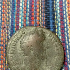 Monedas Imperio Romano: SESTERCIO DE ANTONINO PÍO CON PAPEL DE COLECCIÓN ANTIGUA