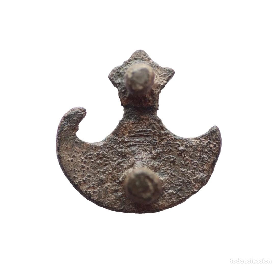 Monedas Imperio romano: APLIQUE MILITAR ROMANO. FORMA DE PELTA - Foto 2