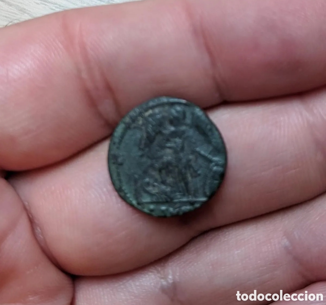 Monedas Imperio romano: Follis de Constantino 334 DC - Foto 2