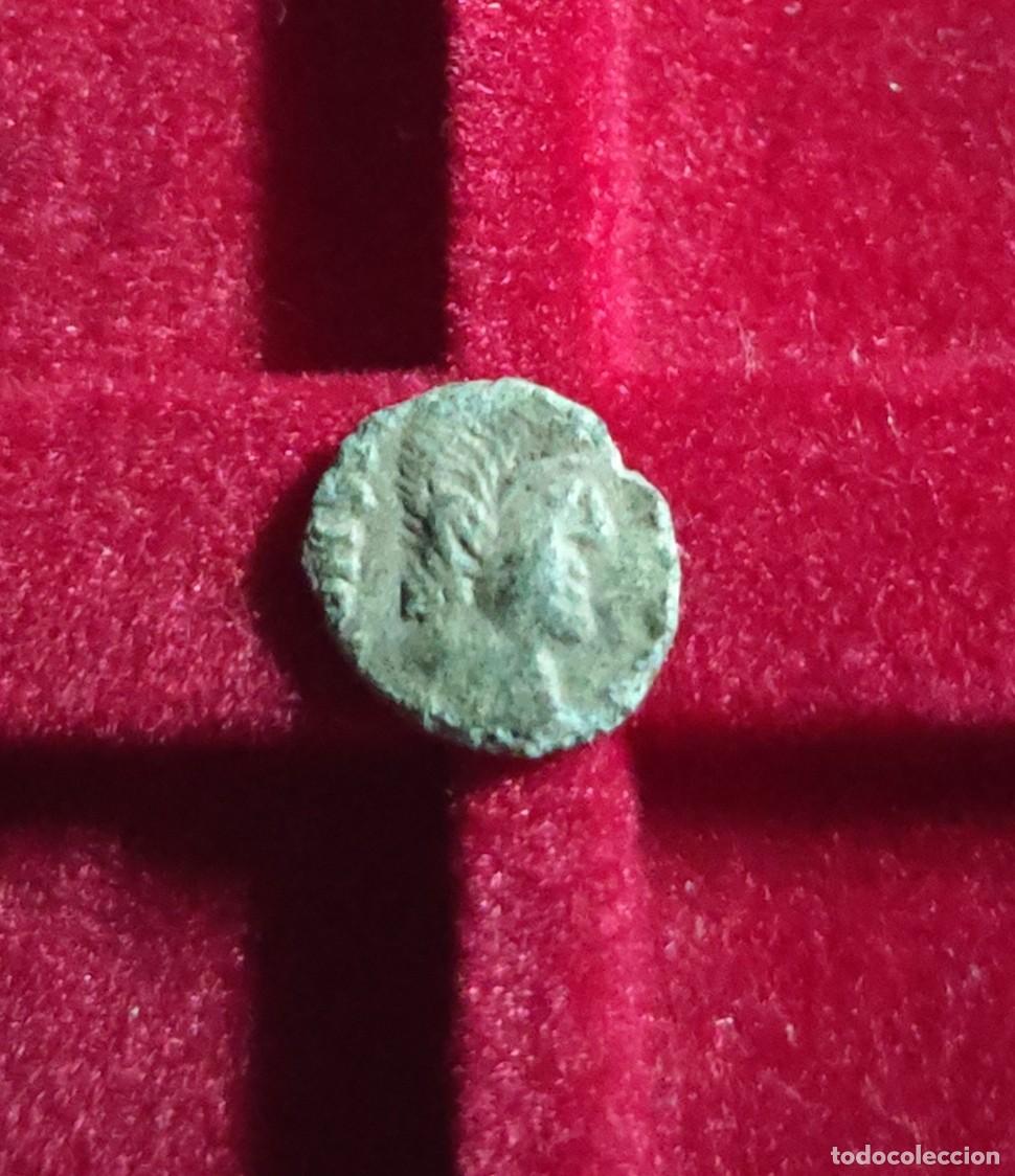 Monedas Imperio romano: Moneda romana bajo imperio numus - Foto 1