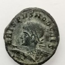 Monedas Imperio Romano: CRISPO - FOLLIS - VIRTVS EXERCIT - (317-326 D. C.) S/F AQUILEA.