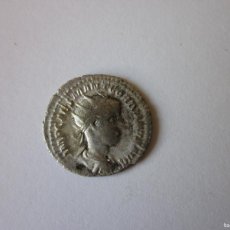 Monedas Imperio Romano: ANTONINIANO DE GORDIANO III. VIRTUD ESTANTE. PLATA.