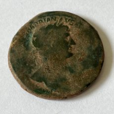 Monedas Imperio Romano: MONEDA IMPERIO ROMANO. ADRIANO-HADRIANO. 117-138 DC. SESTERCIO ORIGINAL. PATINA VERDE.
