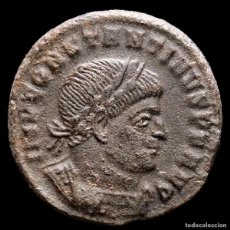 Monedas Imperio Romano: CONSTANTINO I - Æ FOLLIS SOLI INVICTO COMITI ☆ / PT• TICINUM. RARO.