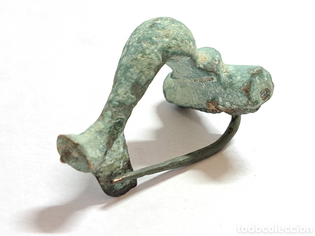 Monedas Imperio romano: Fibula de la &eacute;poca romana en bronce completa con aguja - Foto 2